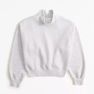 Abercrombie Essential Sunday Mock Crew in Light Grey